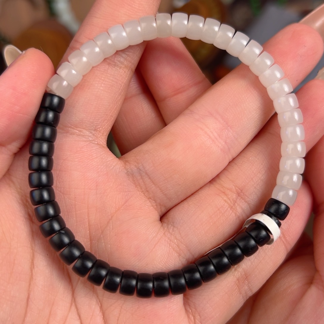 E***m手链未镶嵌和田玉换110064