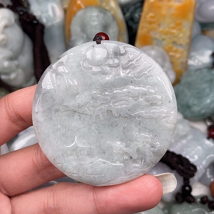 颈饰未镶嵌翡翠翡翠