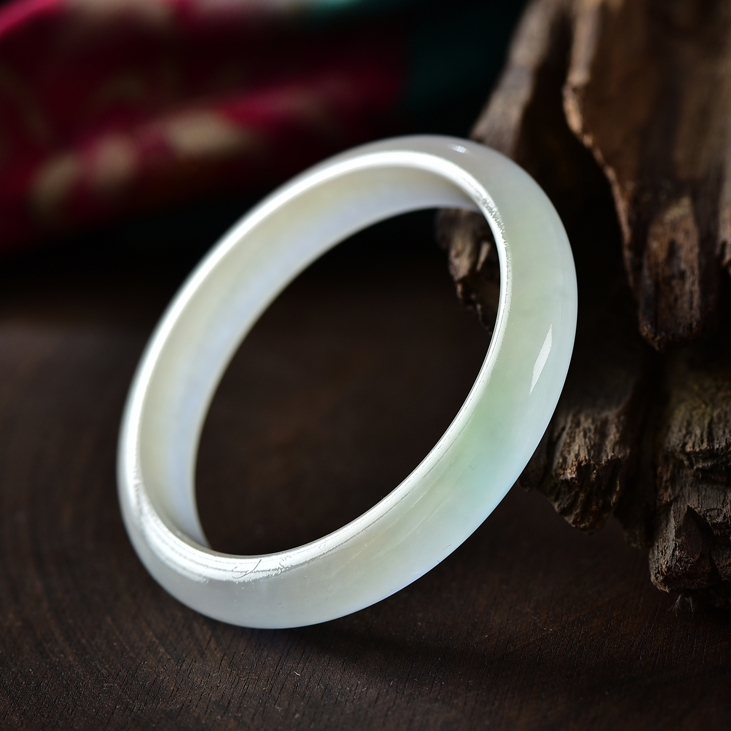 时尚缅风美人翠饰品手镯