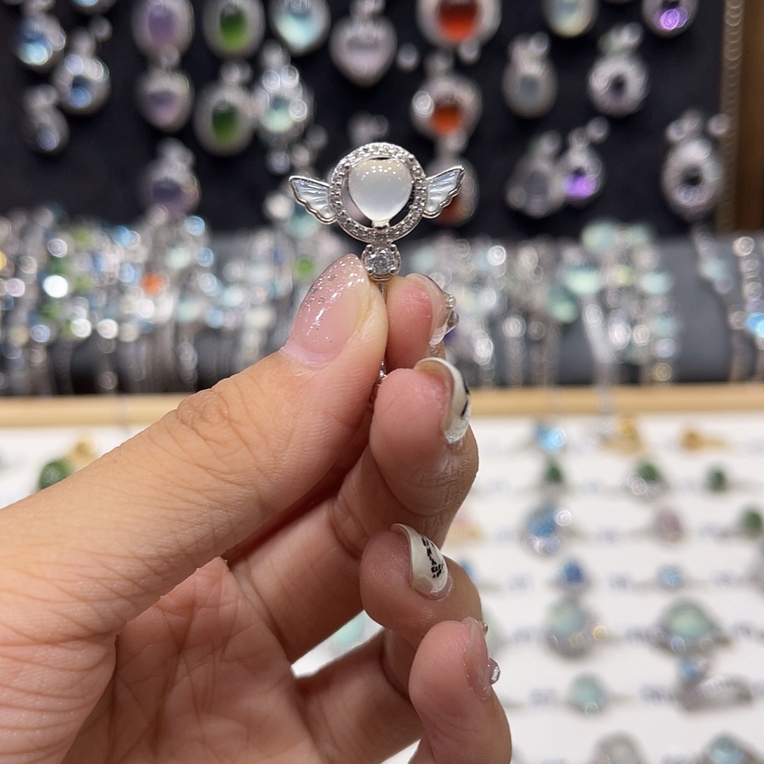 银S925镶嵌岫玉吊坠