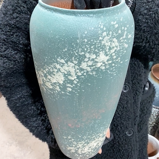 紫砂花盆口15高38，绿泼墨，微瑕