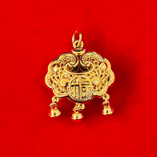 【夏夏专享】足金999饰品 锁包吊坠 GP 0.98