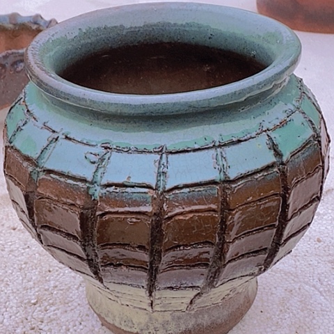 紫砂花盆口15高度18瑕疵