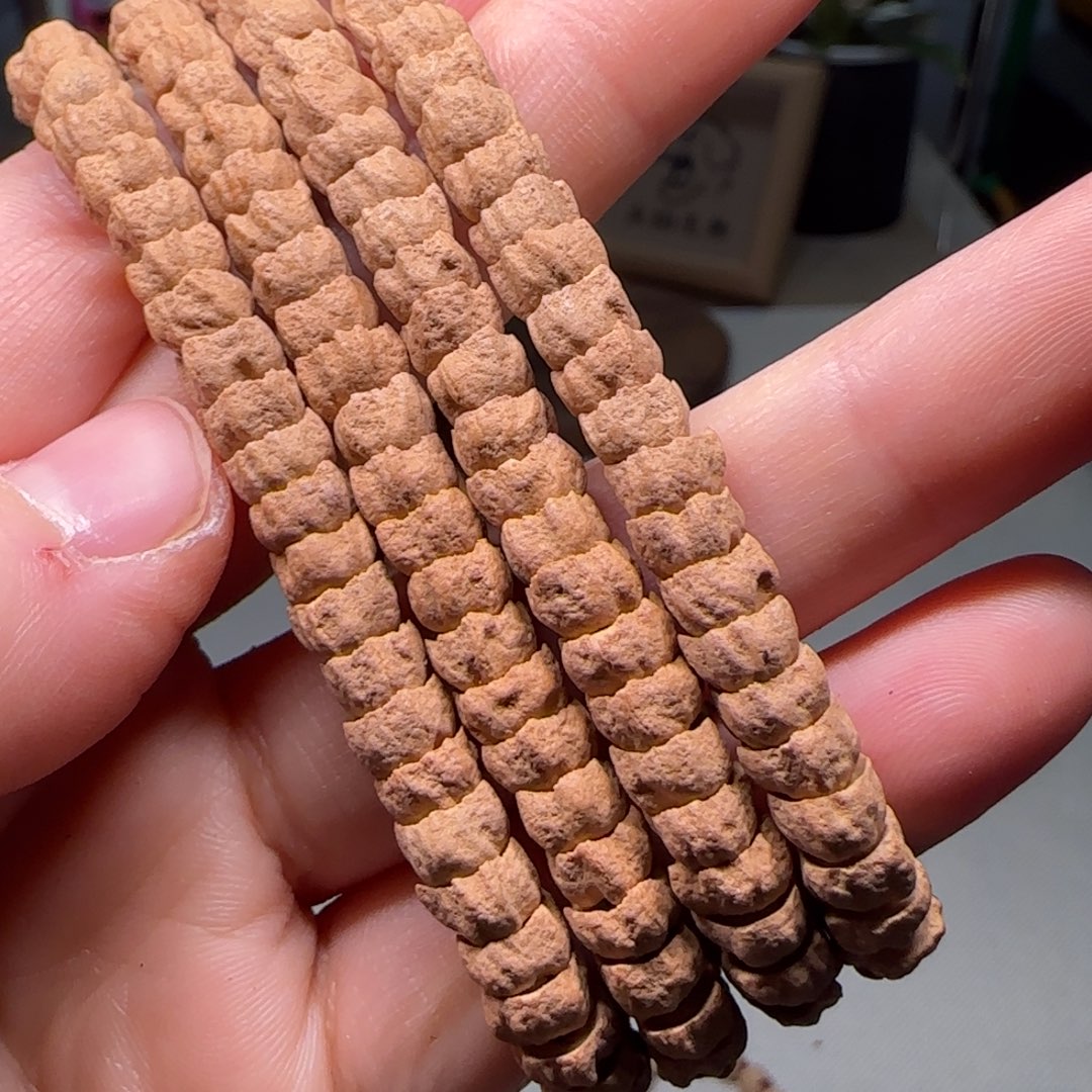 柏香籽/百香籽吊坠