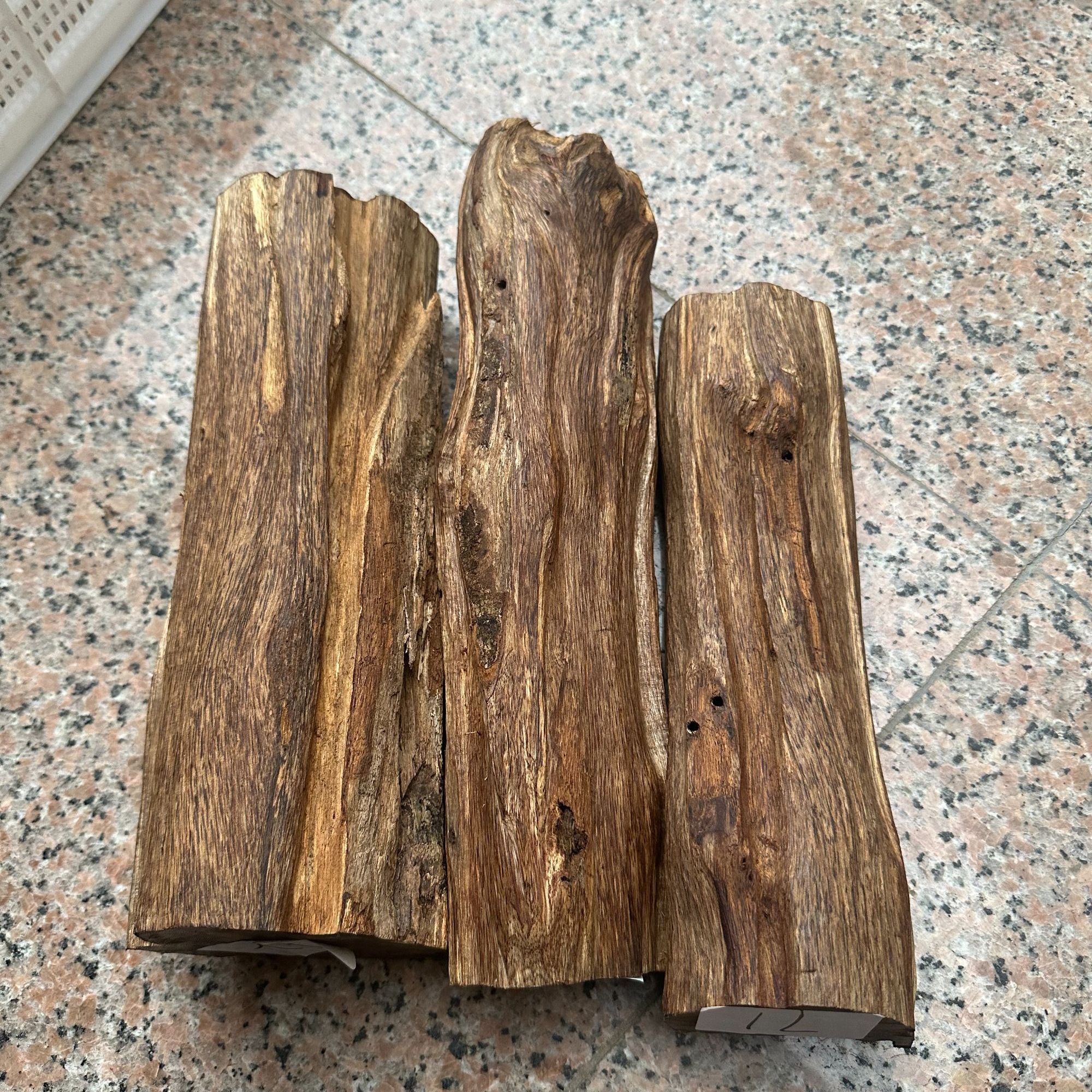 沉香摆件多样性发1