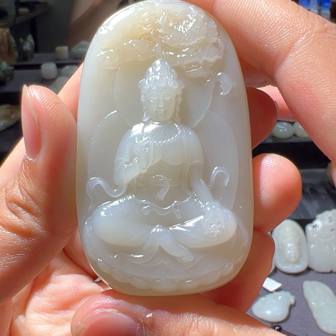 和田玉未镶嵌颈饰