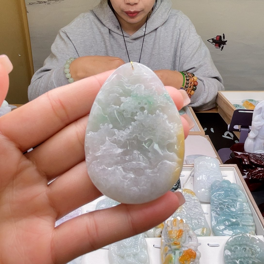 翡翠吊坠(不含链)未镶嵌