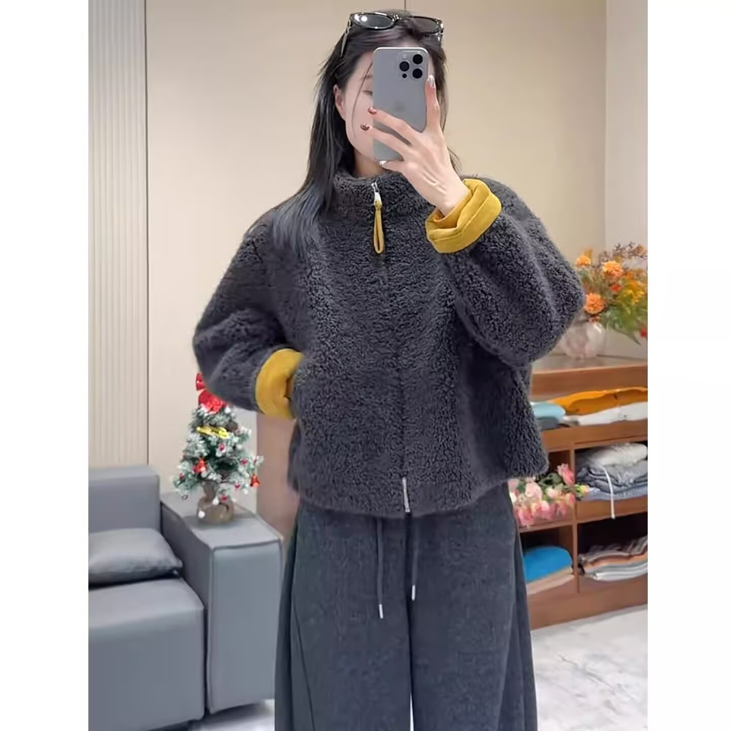 韩系立领仿羊羔毛皮毛一体短款外套女2025秋冬新宽松现廋减龄上衣