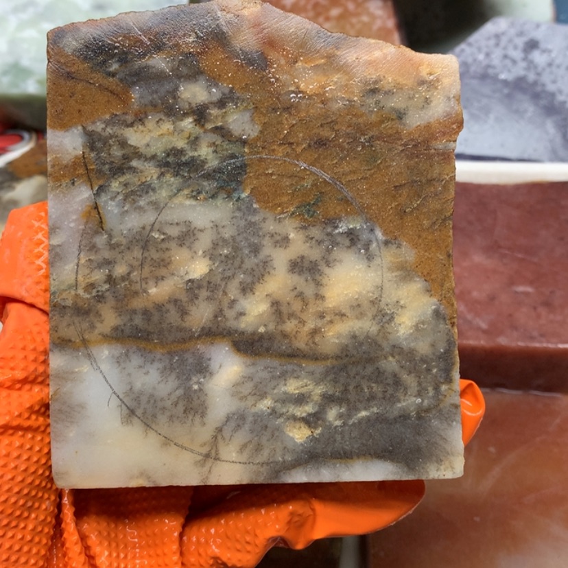 【闪购商品】石英质玉未镶嵌手镯