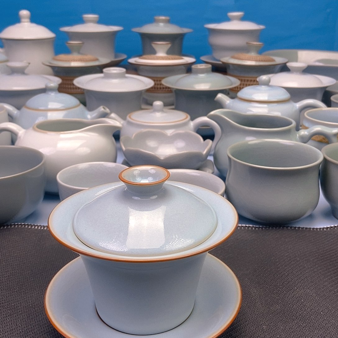 碗微瑕天青马蹄盖碗原矿原釉原产地