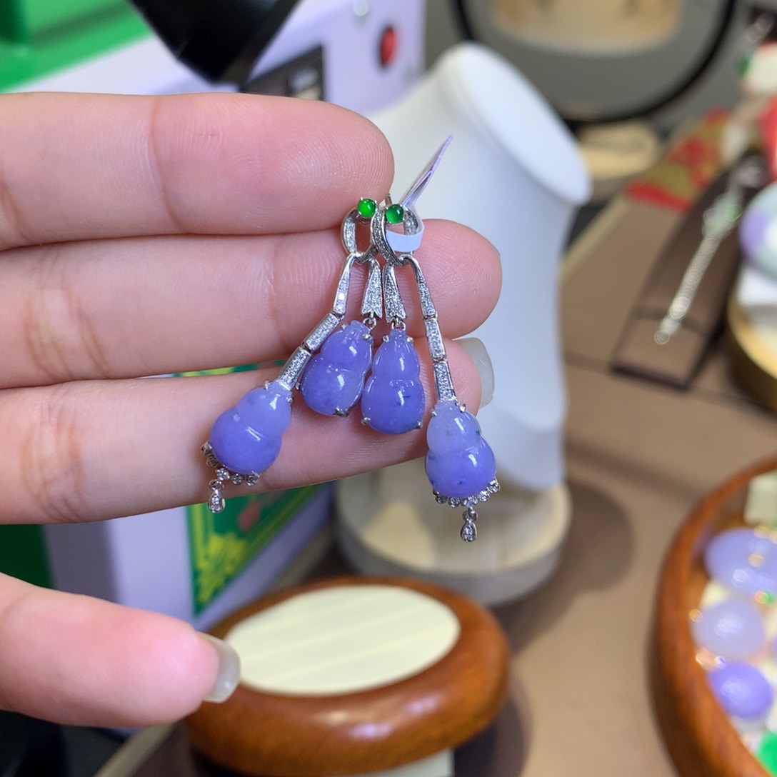 翡翠18K金镶嵌颈饰翡翠