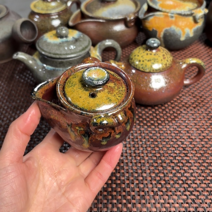 紫砂茶杯养彩宝瓶140 C