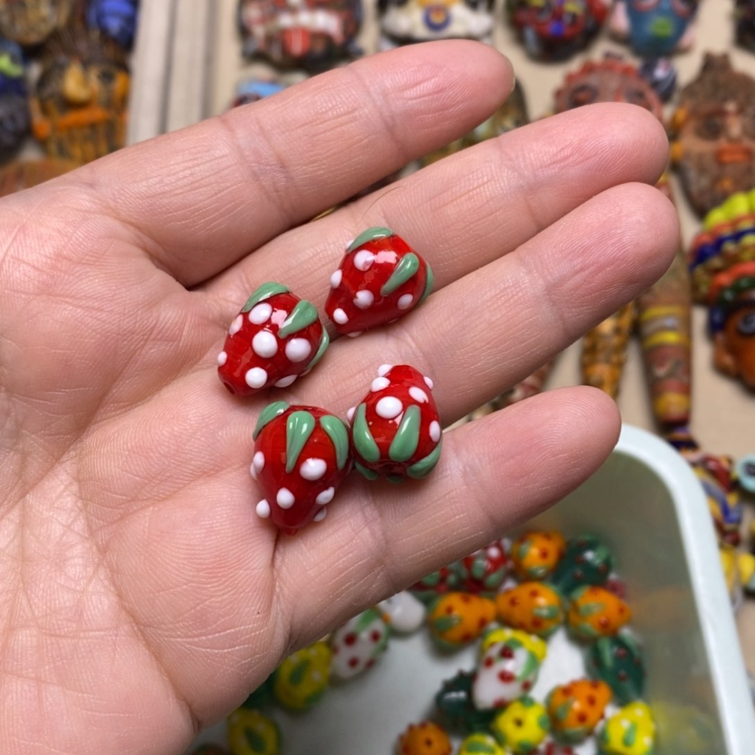 琉璃颈饰红色草莓一组081