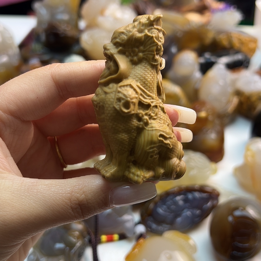 玛瑙/玉髓未镶嵌颈饰