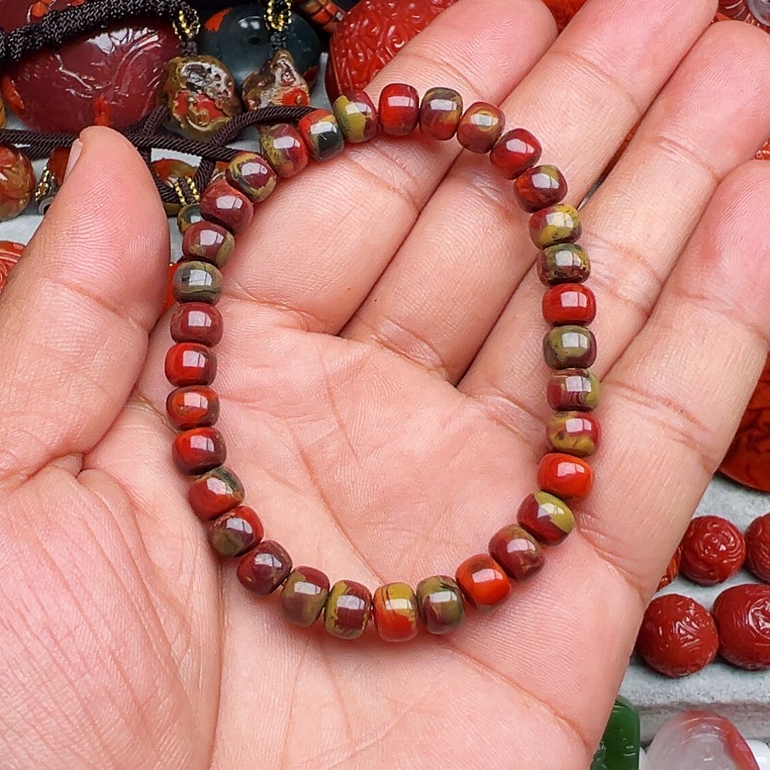 子***弦南红玛瑙未镶嵌珠宝奇石