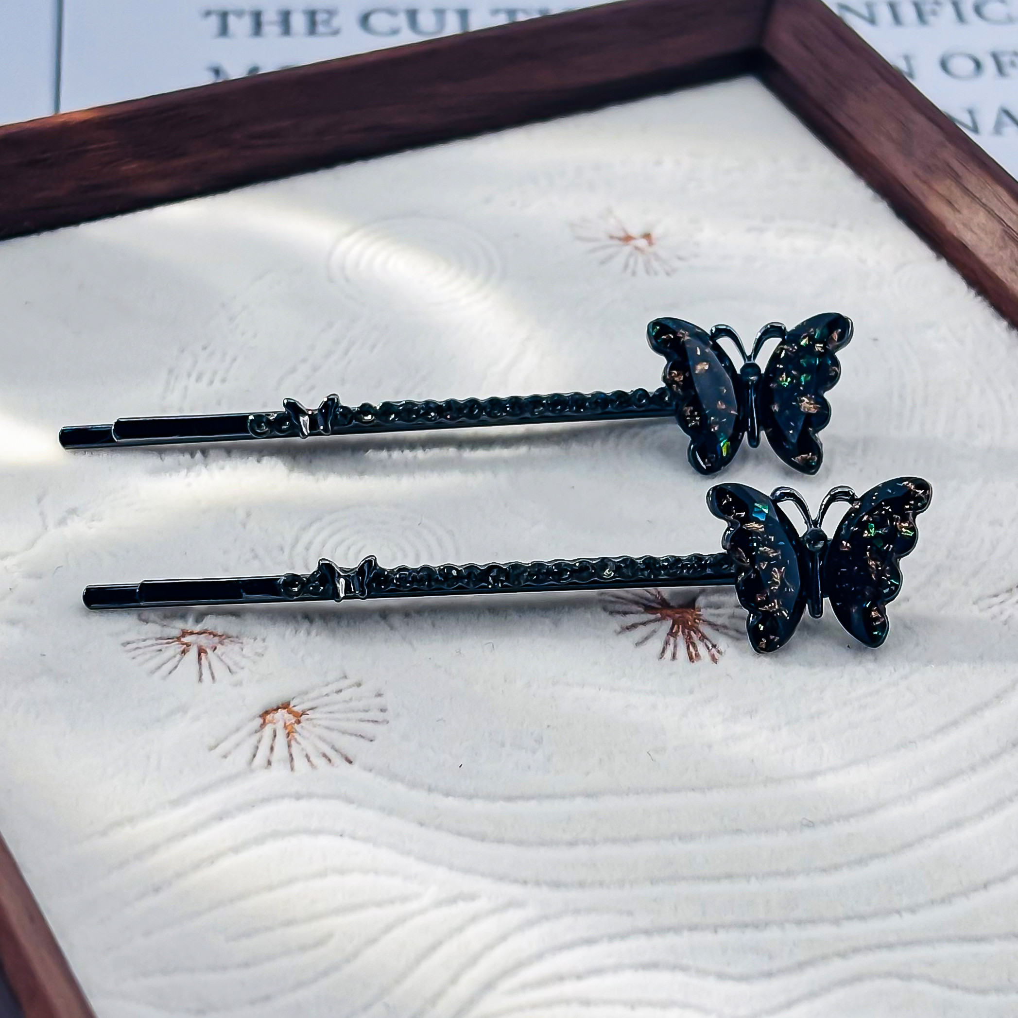 1021蝴蝶一字对夹