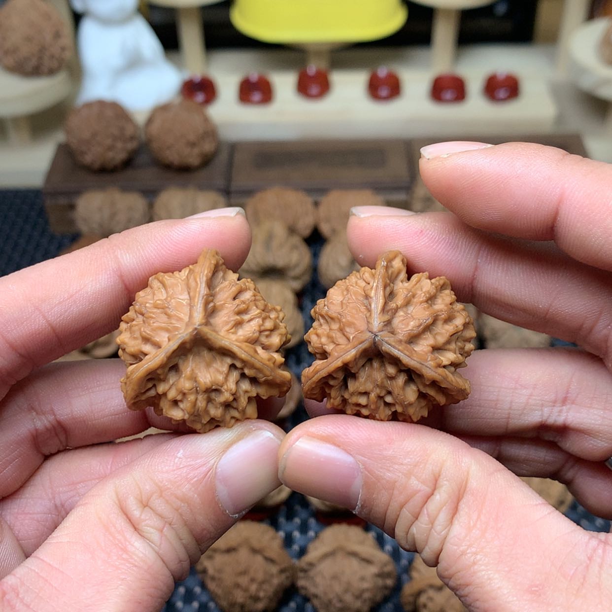 【闪购商品】文玩核桃把件全品三棱正奔盘山35文玩核桃