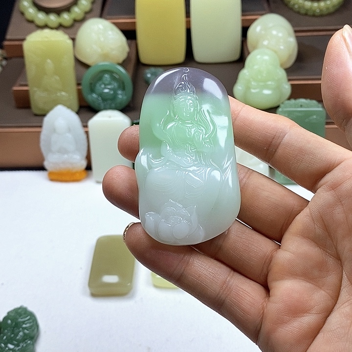 和田玉（糖玉）未镶嵌珠宝奇石