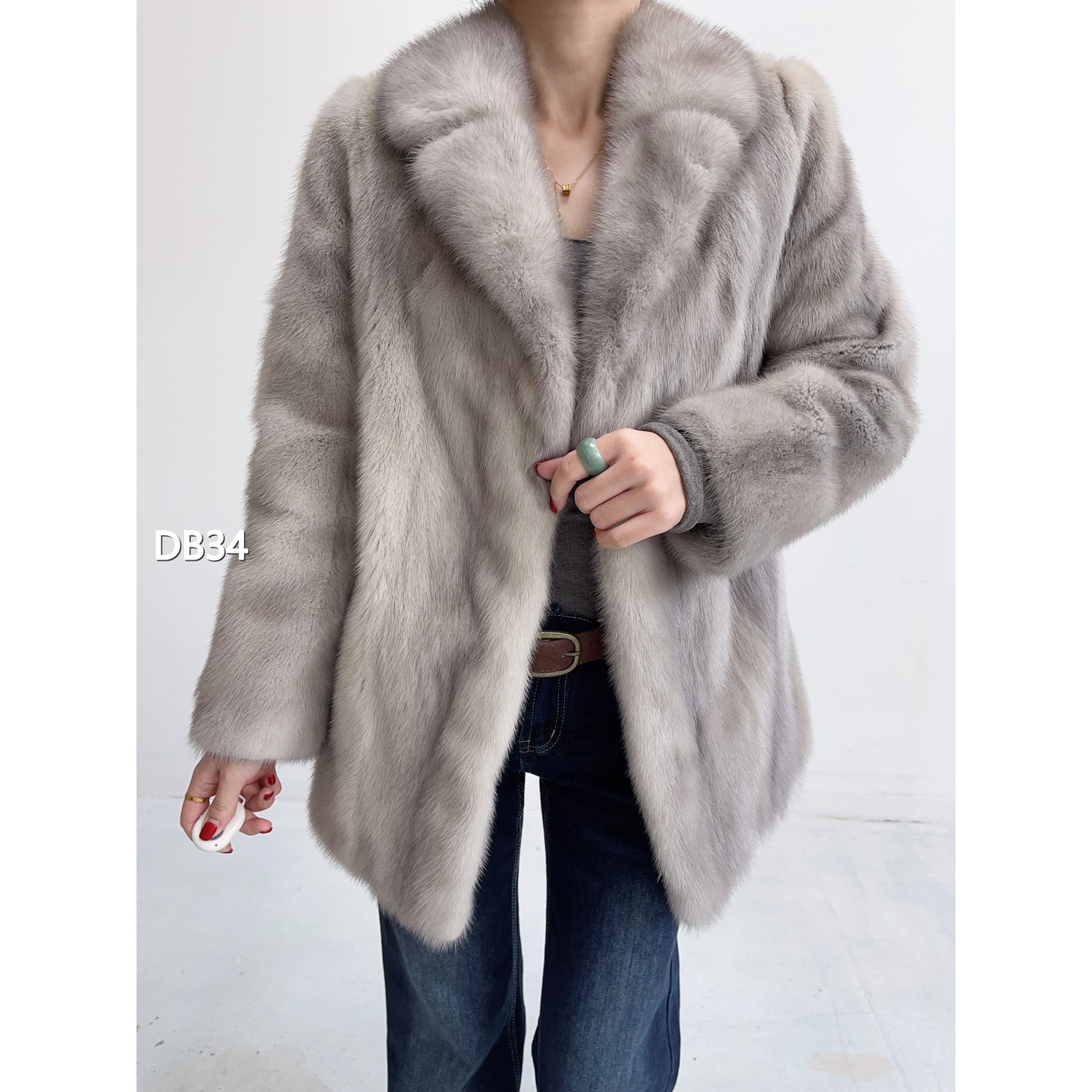 【DB34】XS 银蓝灰短款全抽貂皮外套（肩39胸98衣71袖56）50034