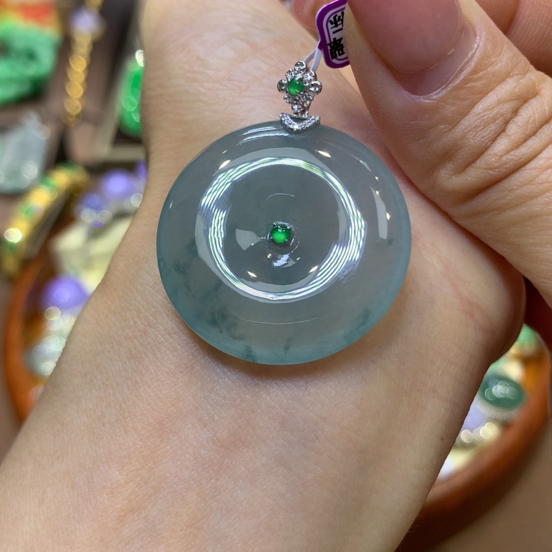 【闪购商品】翡翠18K金镶嵌颈饰翡翠