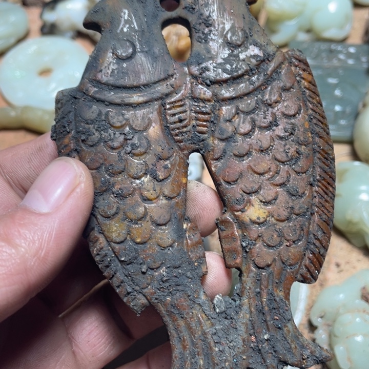 和田玉（糖玉）未镶嵌颈饰