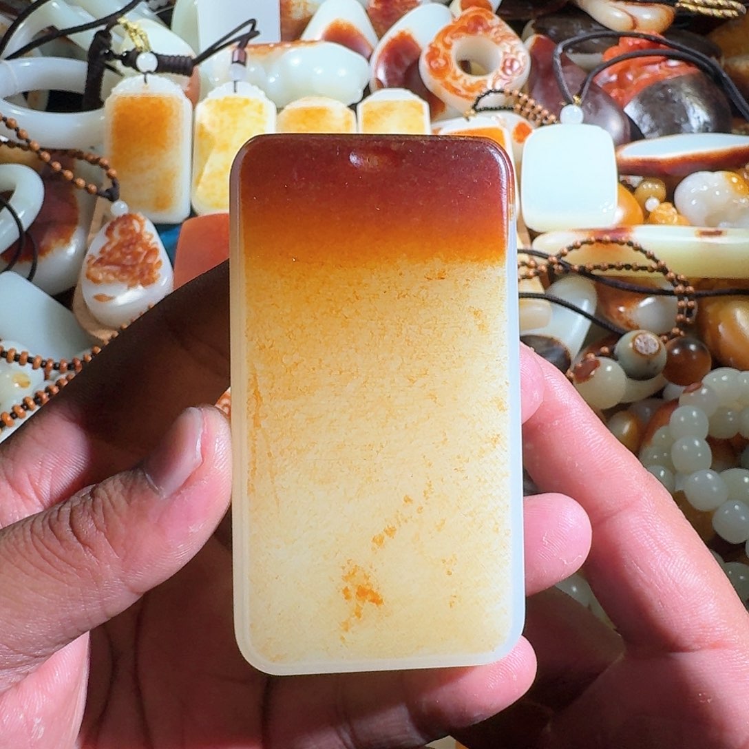 和田玉挂件未镶嵌