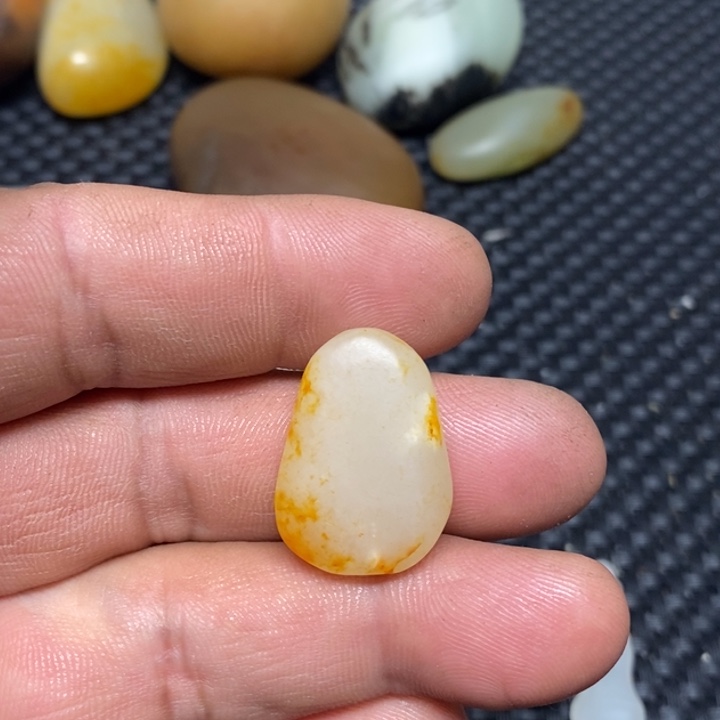和田玉（白玉）珠宝奇石未镶嵌