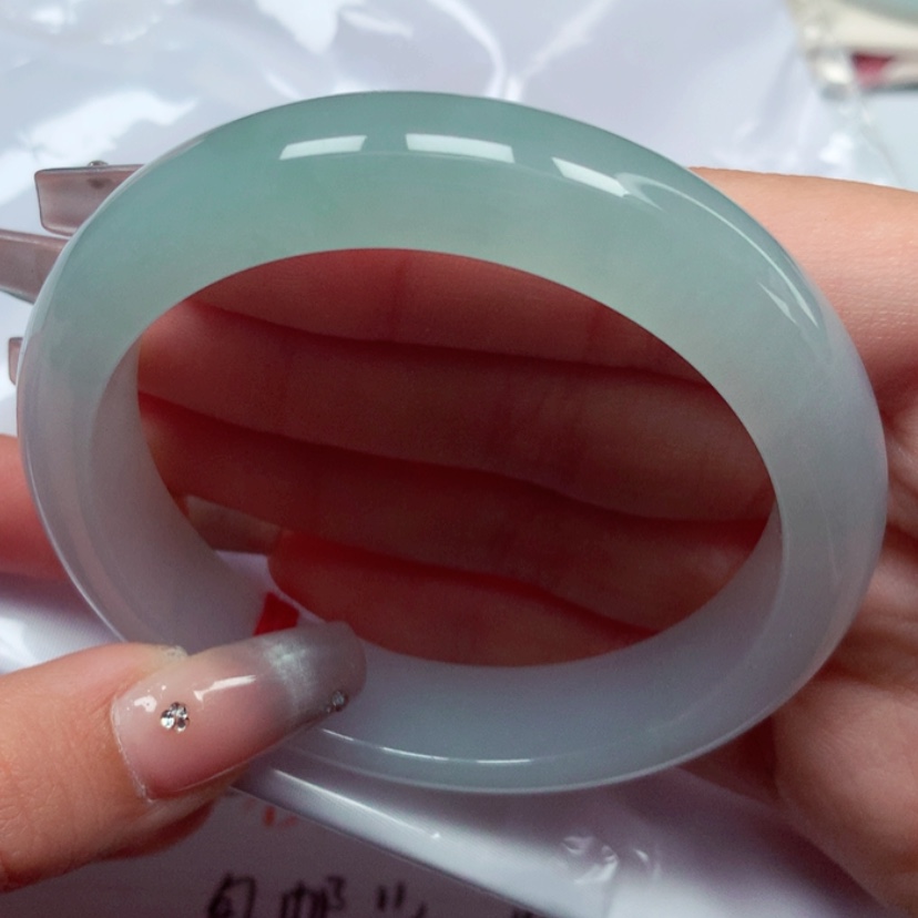 【闪购商品】翡翠手镯未镶嵌57圈