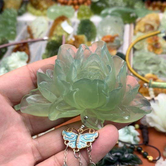 【闪购商品】蛇纹石玉颈饰未镶嵌