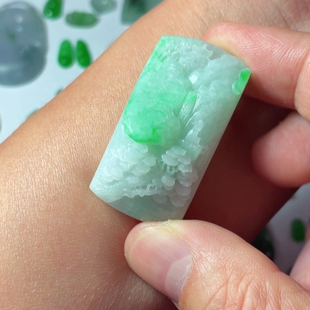 定制翡翠未镶嵌包工