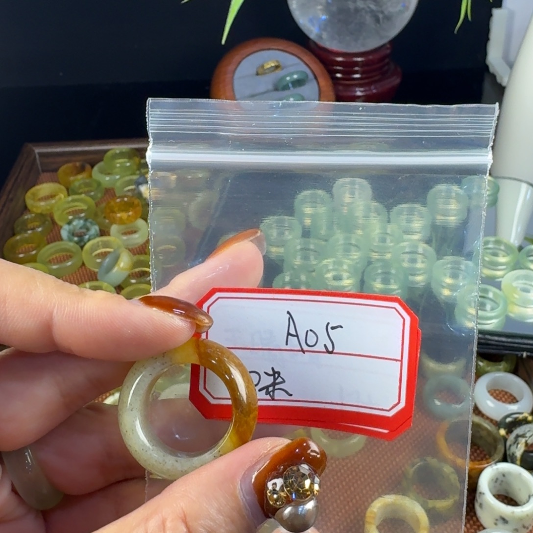 美***梨蛇纹石玉合金戒指