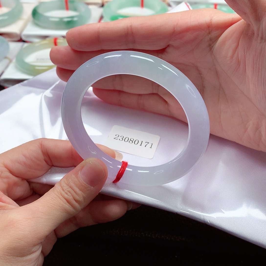 翡翠手镯（圆镯）未镶嵌心**水天然A货翡翠手镯