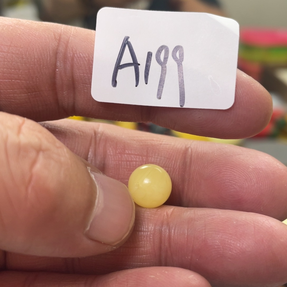 手链琥珀未镶嵌多样性发，发其中一件