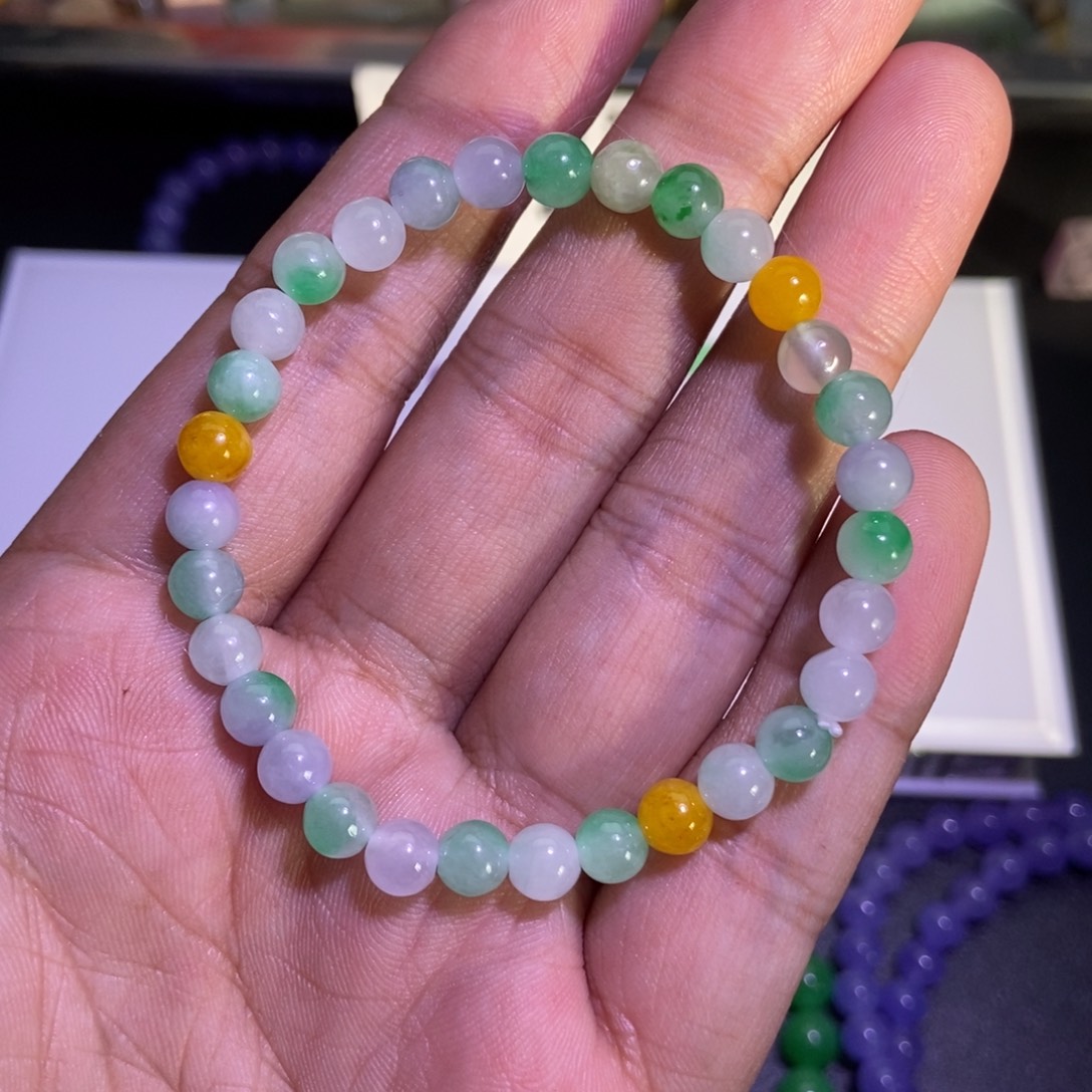 翡翠未镶嵌颈饰吊坠