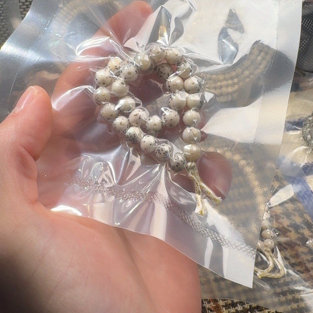 寇****吊坠星月菩提圆珠手持