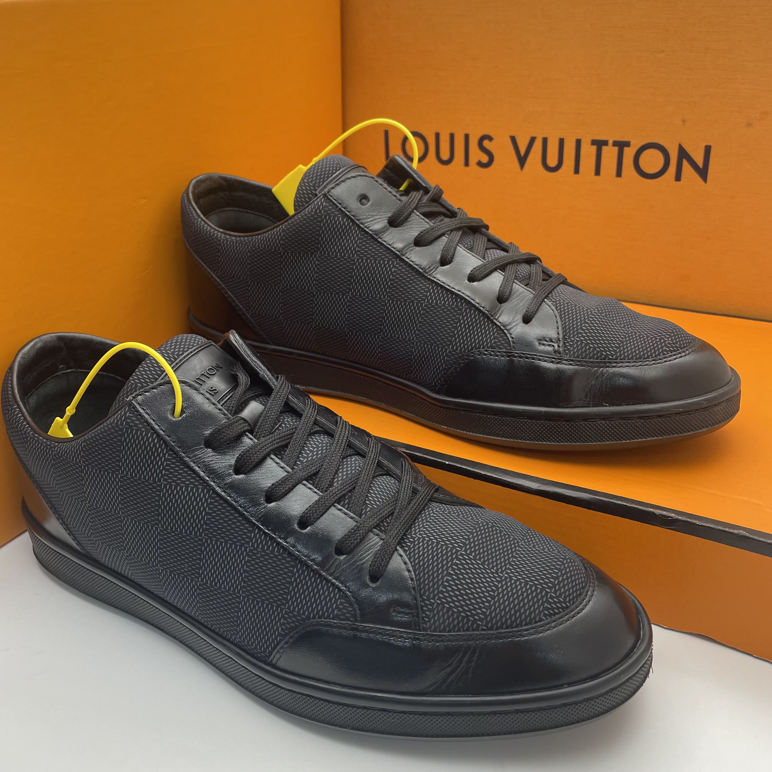 95新 LouisVuitton/路易威登 /39.5欧码/黑色棋盘格男款休闲板鞋