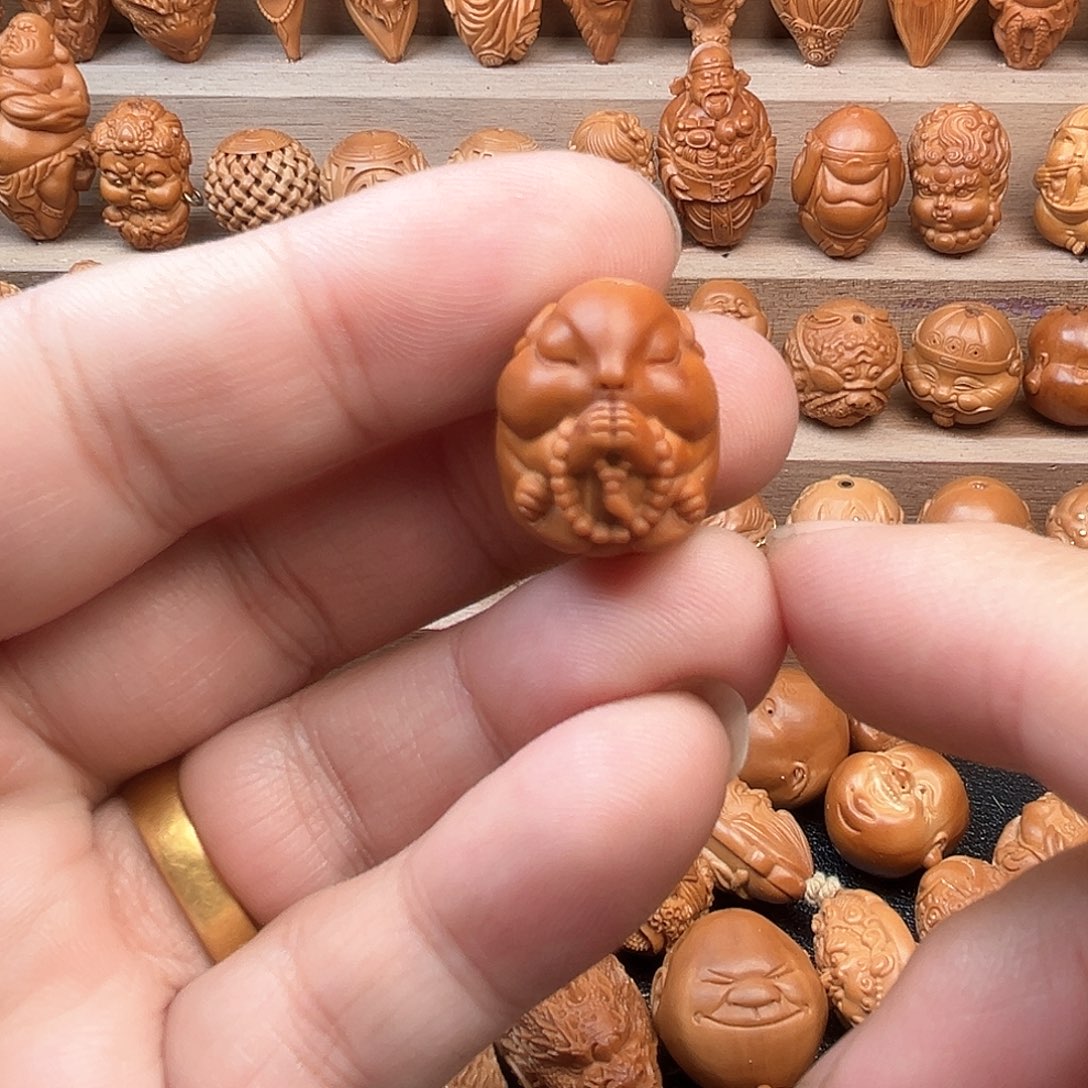 橄榄核吊坠17老鼠福利