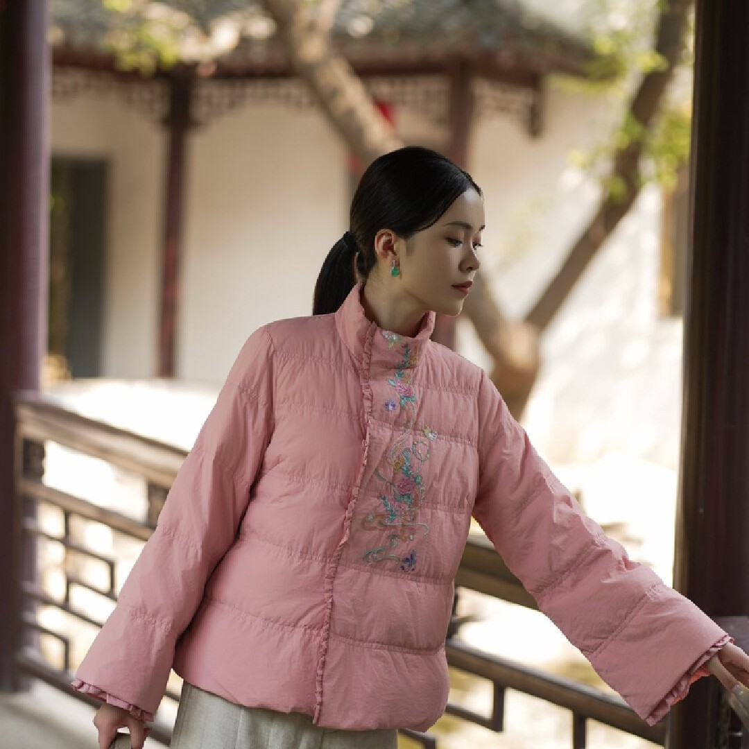 大吉冬季新款3208门襟绣花棉服
