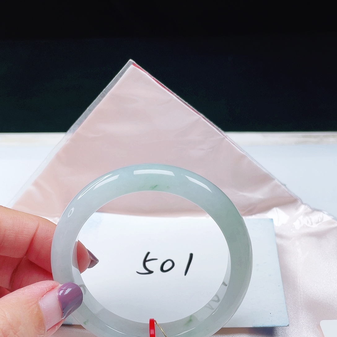 翡翠未镶嵌手镯缅甸翡翠52+