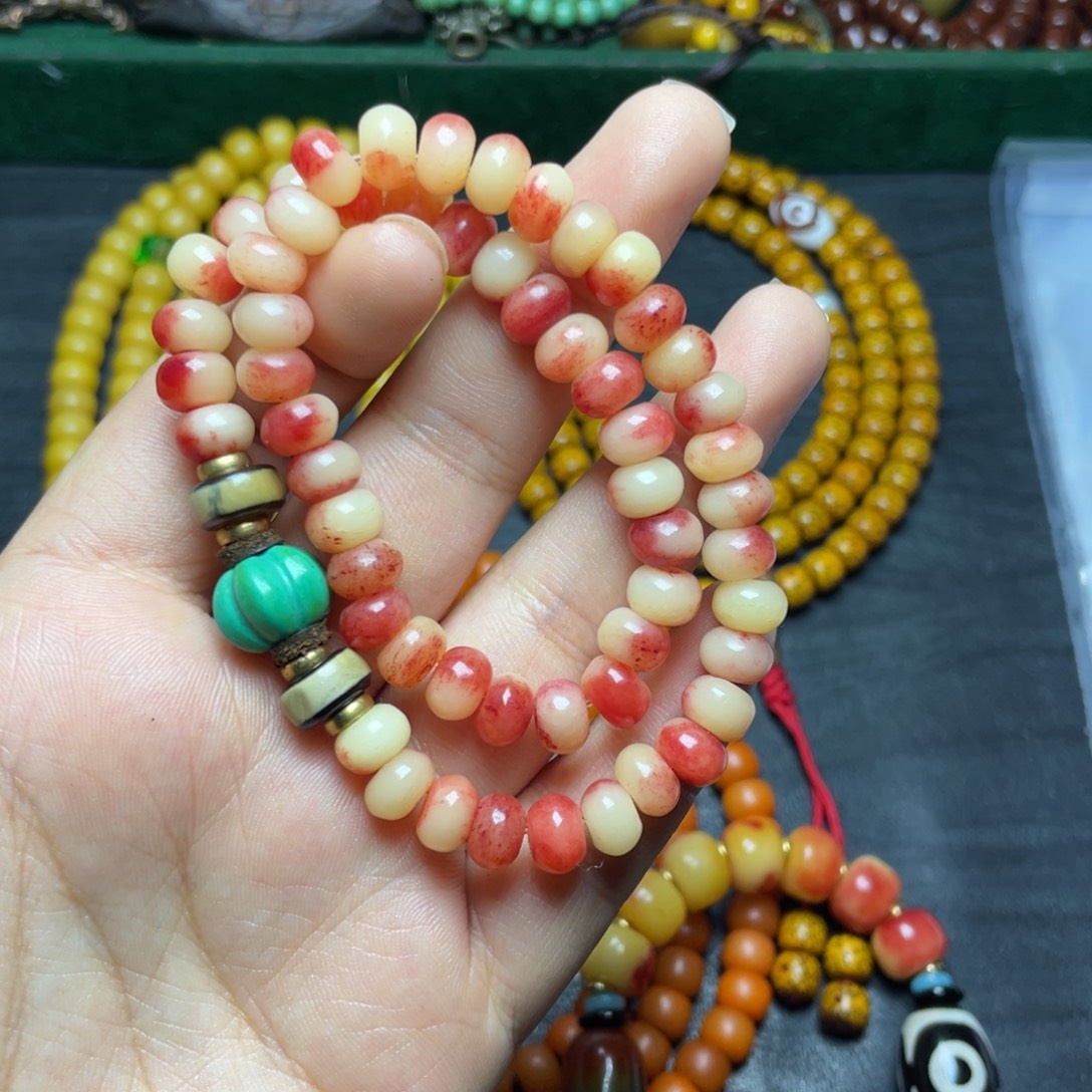 哈***扎手持哈哈哈哈哈哈哈