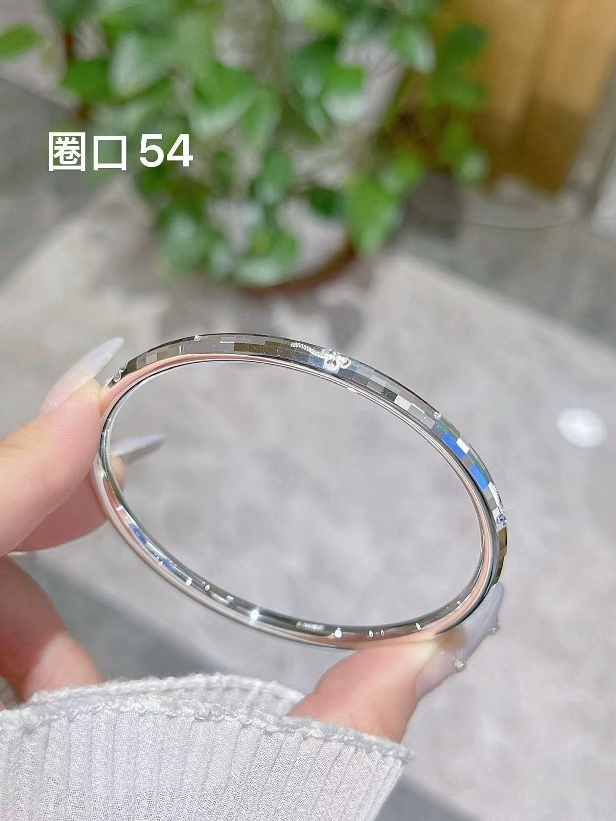 足银手镯 999.9时尚款闭口银手镯精美精致（圈口不同款式不一样）