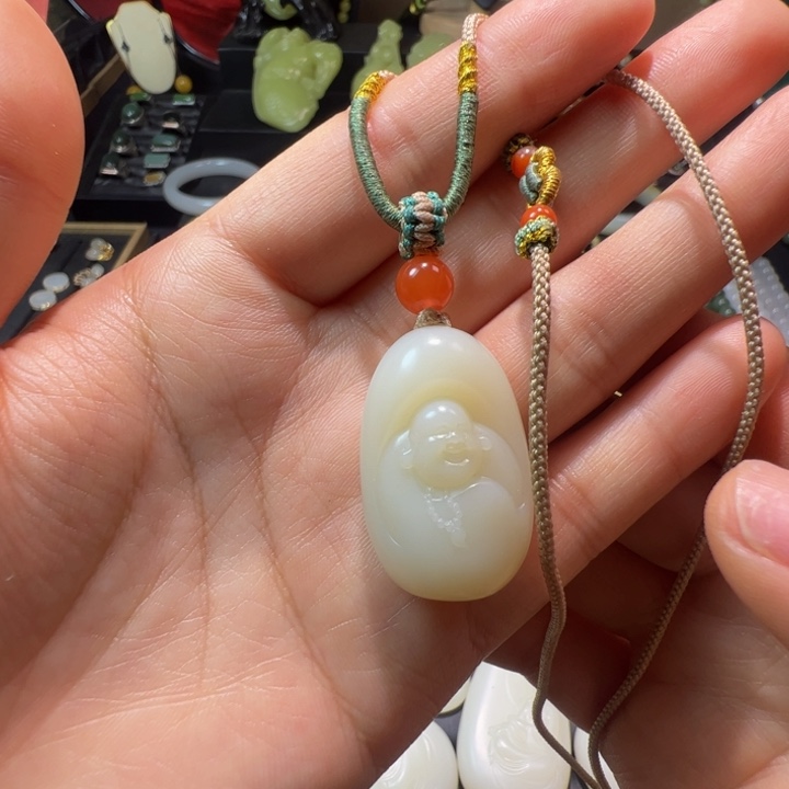 和田玉（白玉）颈饰未镶嵌16.5克米达吊坠