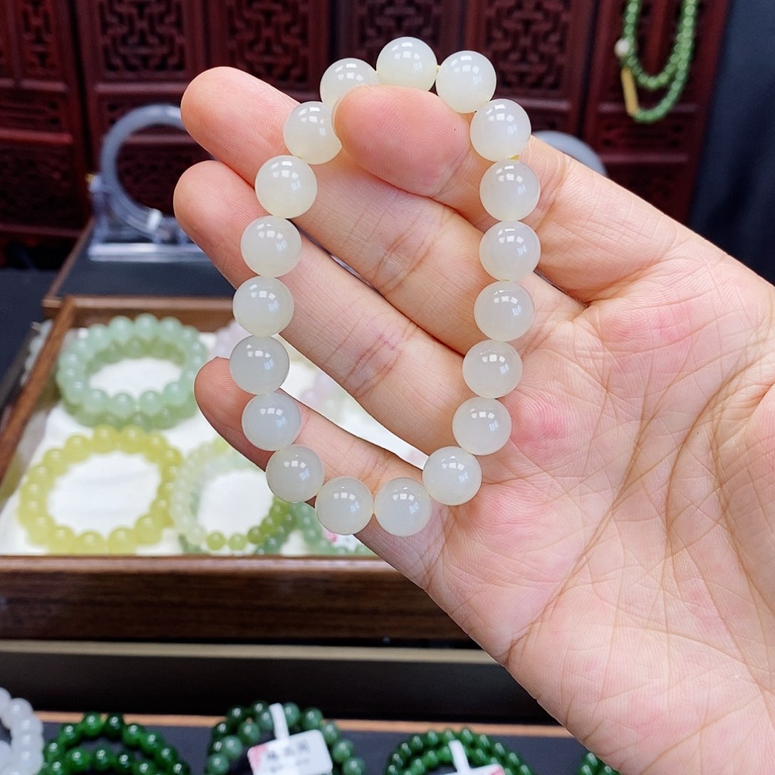 和田玉手串未镶嵌蜂蜜水10