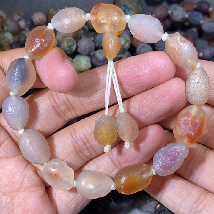 未镶嵌玛瑙/玉髓珠宝奇石