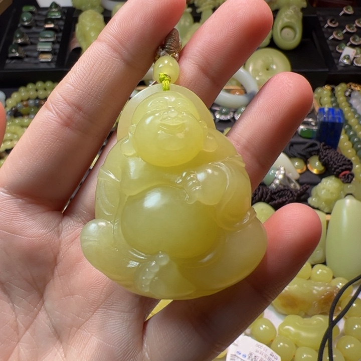 和田玉（黄玉）颈饰未镶嵌