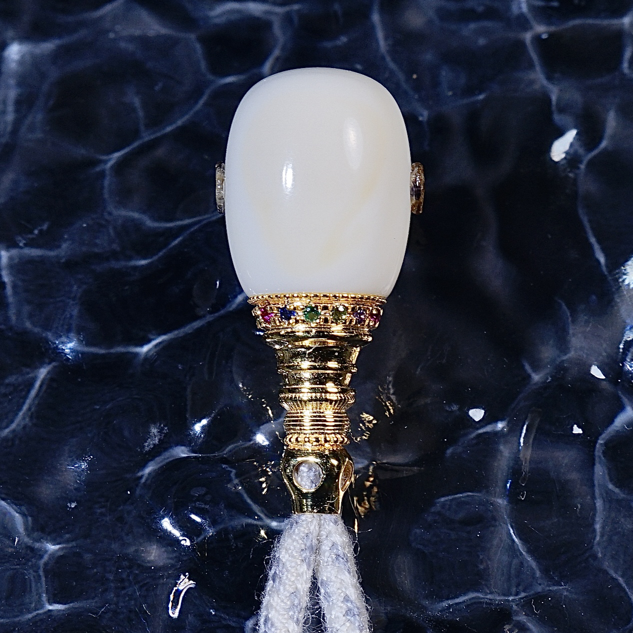 天然奶白蜜蜡精工18k金分体三通9.8×23.5×9.8mm