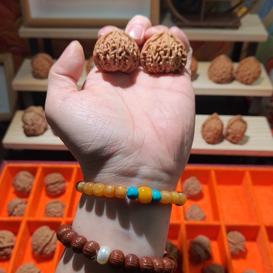 全品34原生态宫灯核桃