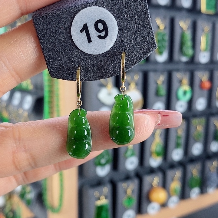 和田玉耳饰18K金镶嵌