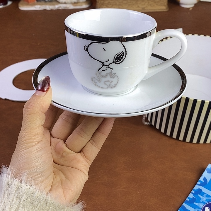 瓷器木器花瓶盘子碗