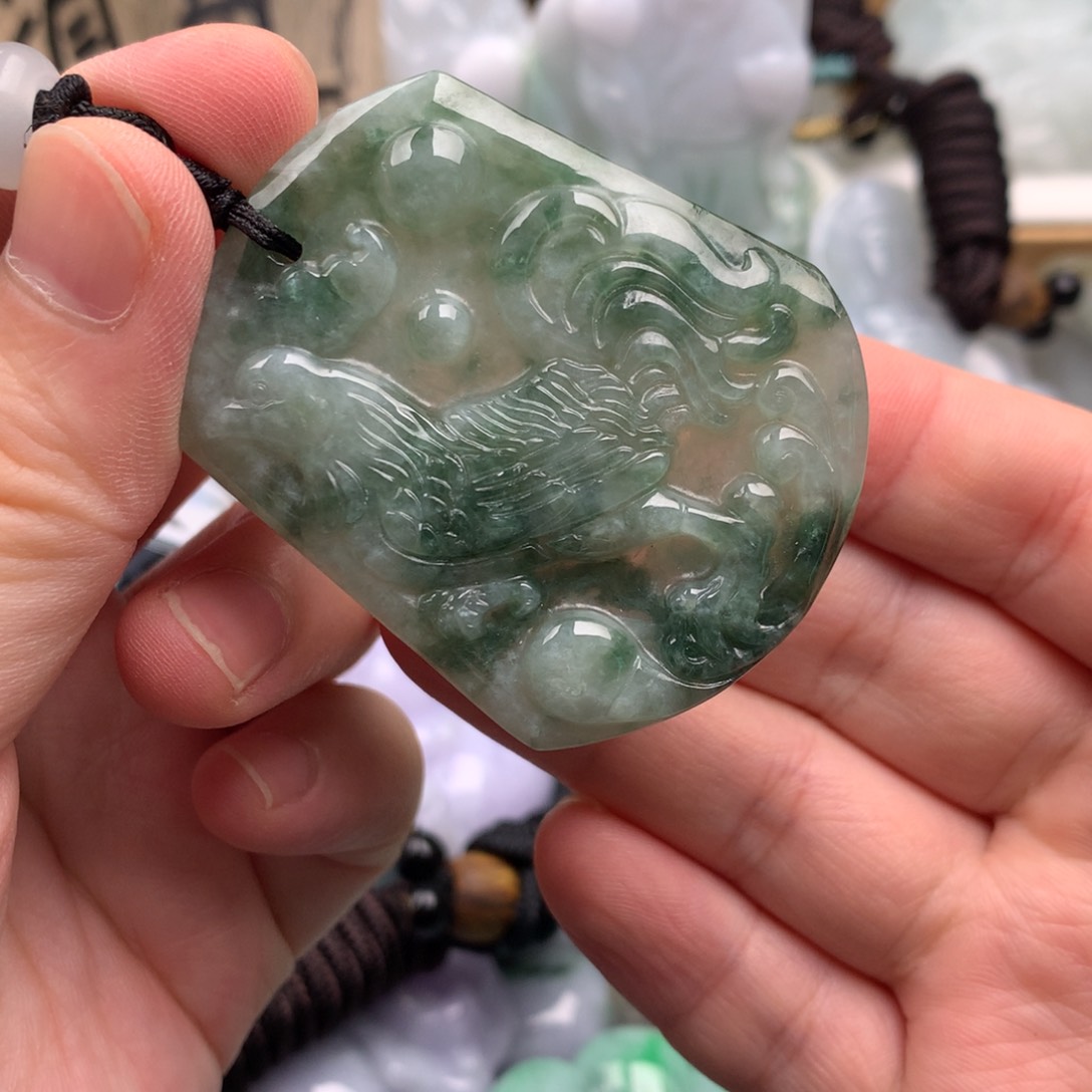 吊坠(不含链)未镶嵌翡翠